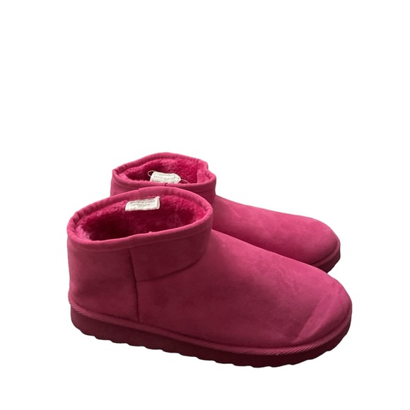 Primark pink mini Ugg style boot size 8 US. New but see photo as slight crease - Picture 4 of 6